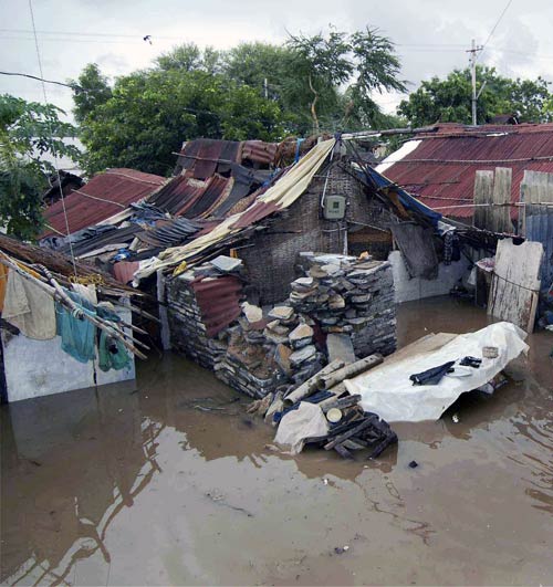 दक्षिण भारत में बाढ़ का कहर