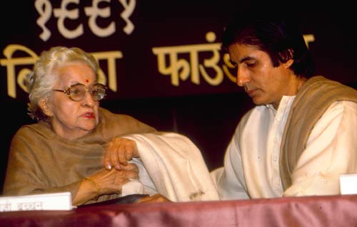 कायम है शहंशाह का जादू...