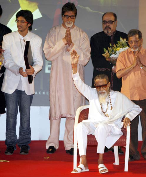 कायम है शहंशाह का जादू...