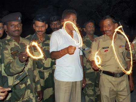 सबको मुबारक दीवाली का त्‍योहार...