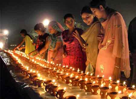 सबको मुबारक दीवाली का त्‍योहार...