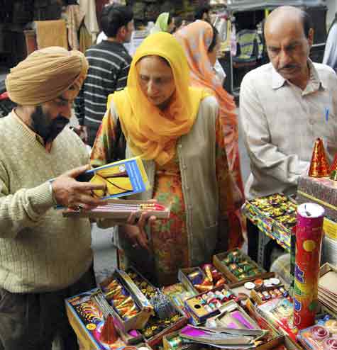 सबको मुबारक दीवाली का त्‍योहार...