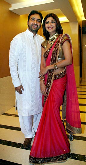 शिल्‍पा और राज की सगाई