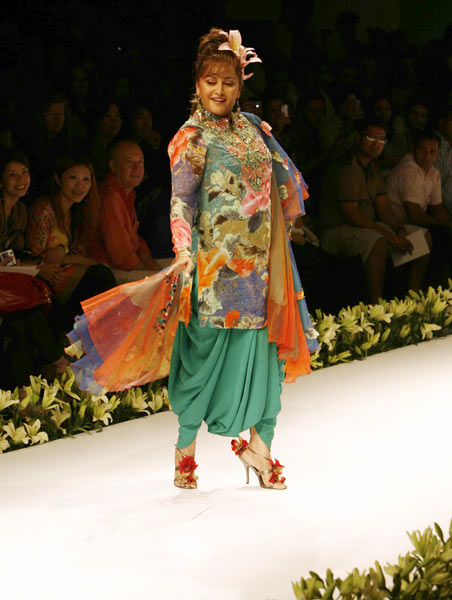 इंडिया फैशन वीक में बॉलीवुड सितारे