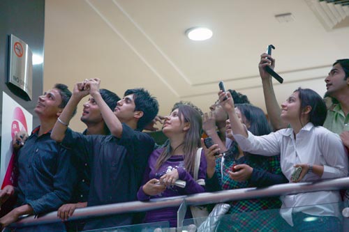 दर्शकों से रु-ब-रु हुए रणबीर और कैटरीना