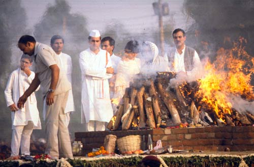 इंदिरा गांधी: एक युग का अवसान