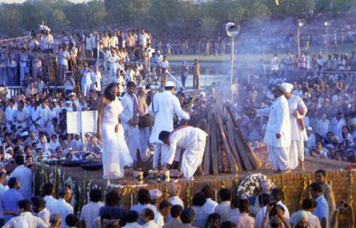 इंदिरा गांधी: एक युग का अवसान