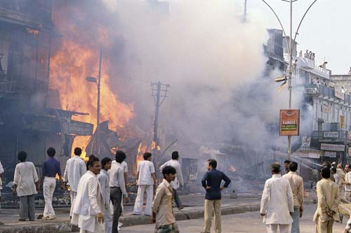 वर्ष 1984 में हुए दंगे की झलकियां