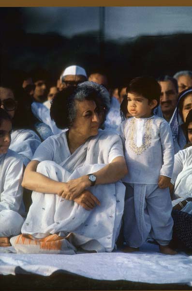 इंदिरा गांधी की जयंती पर कुछ यादगार लम्‍हे