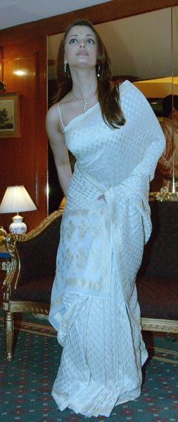 सुंदरता की प्रतिमूर्ति को जन्‍मदिन मुबारक...