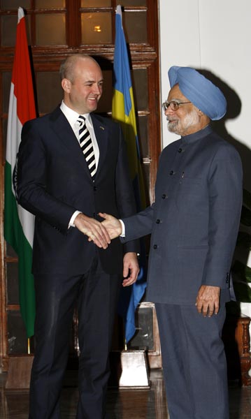 स्‍वीडन के प्रधानमंत्री के साथ मनमोहन