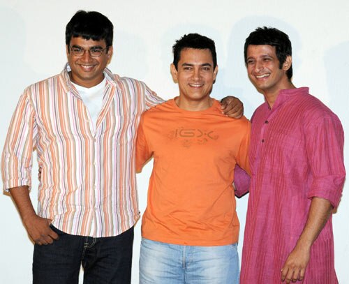 मीडिया से रु-ब-रु हुए '3 इडिएट्स' के कलाकार