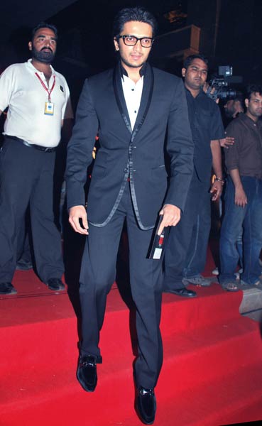 'द कॉस्‍मोपॉलिटन फन फीयरलेस फीमेल अवार्ड'