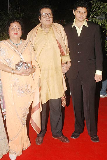 ईशा कोपिकर की रिसेप्‍शन पार्टी