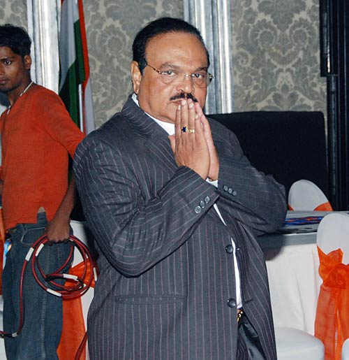 सिएट क्रिकेट अवार्ड्स में मल्लिका का जलवा