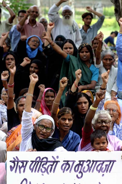 भोपाल गैस त्रासदी की दर्दनाक तस्‍वीरें