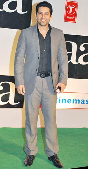 'पा' के प्रीमियर पर लगा सितारों का जमघट