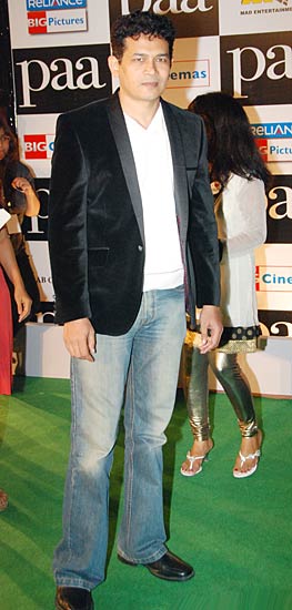 'पा' के प्रीमियर पर लगा सितारों का जमघट