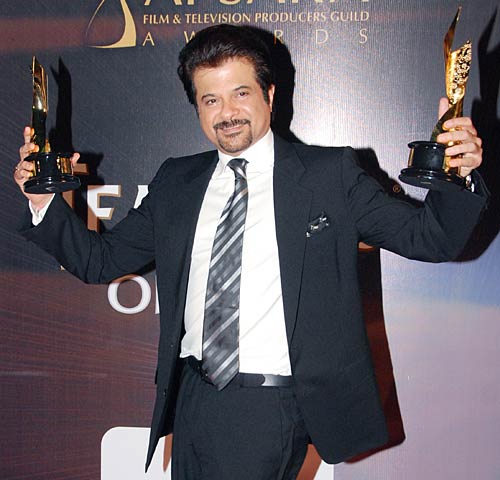 अप्‍सरा अवार्ड समारोह में लगा सितारों का मेला