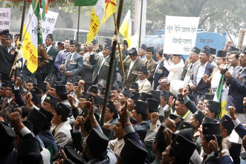 कहां-कहां से अलग राज्‍य की मांग...