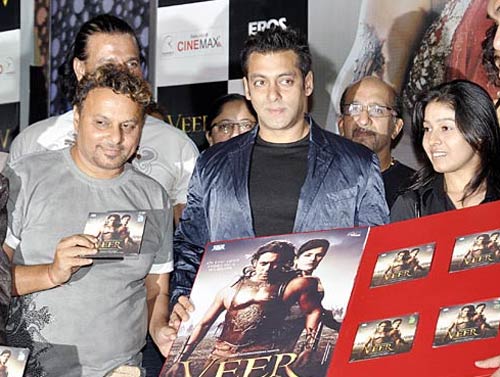 'वीर' के म्‍यूजिक लॉन्‍च पर सलमान