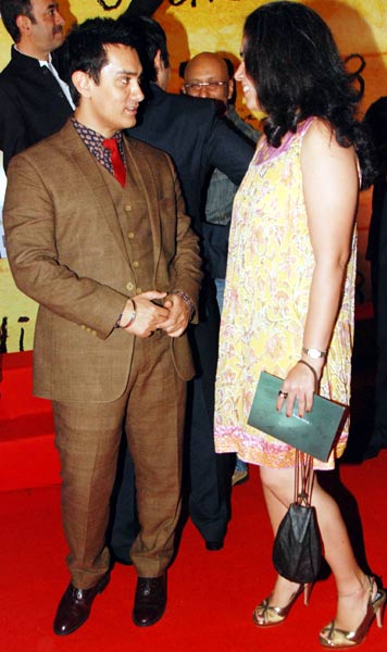 'थ्री इडियट्स' के लिए जुटे बॉलीवुड के 'खान'