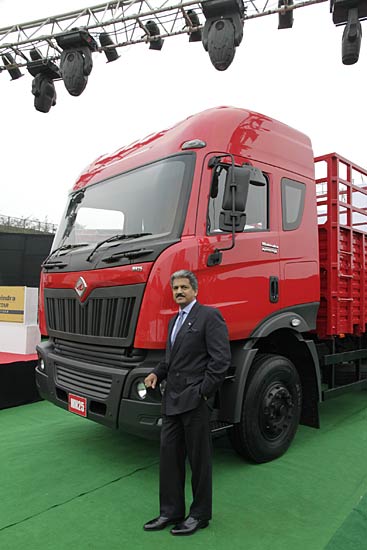 ऑटो एक्‍सपो में नई गाडि़यों की धूम