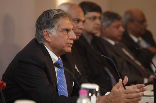 ऑटो एक्‍सपो में मीडिया से रू-ब-रू रतन टाटा