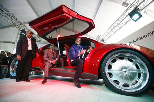 ऑटो एक्‍सपो में लगा सितारों का जमघट