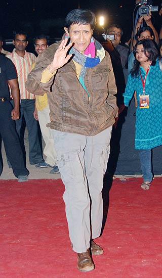 स्‍क्रीन अवार्ड समारोह में लगा सितारों का जमघट