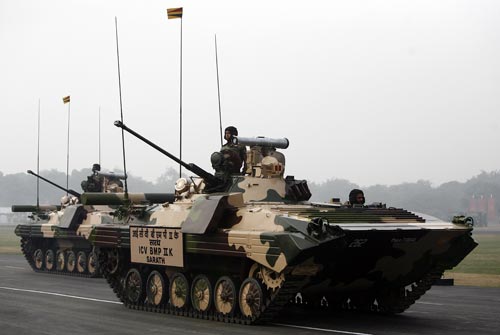 सेना दिवस पर जवानों ने दिखाया युद्धकौशल