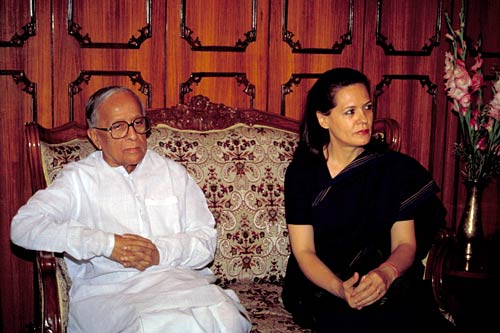 बसु के निधन से राजनीति का एक अध्याय खत्म