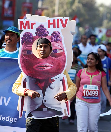 मुंबई मैराथन में दिखा मुंबइकरों का जोश...