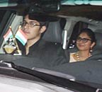 अभिनेता इमरान खान ने की सगाई