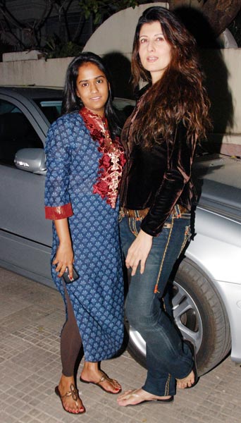 'वीर' के प्रिव्‍यू पर जुटे बॉलीवुड सितारे...