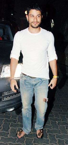 'वीर' के प्रिव्‍यू पर जुटे बॉलीवुड सितारे...