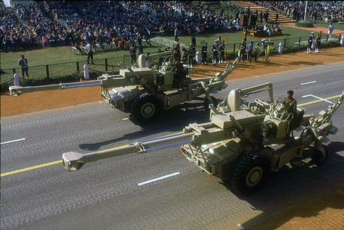 गणतंत्र दिवस पर मनमोहक झांकियां