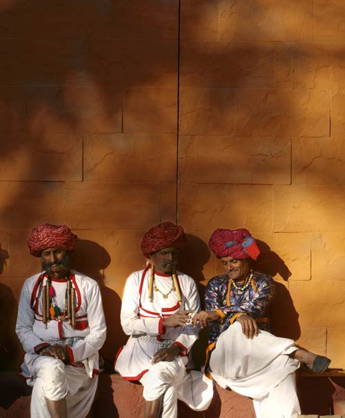 सूरजकुंड में बिखरा हस्‍तशिल्‍प का रंग