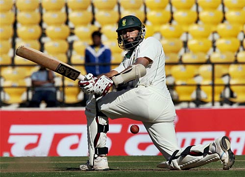 नागपुर टेस्ट में हाशिम अमला ने दोहरा शतक जमाया