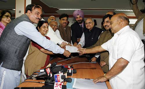 मीडिया से रू-ब-रू हुए बीजेपी अध्‍यक्ष