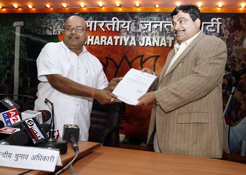 मीडिया से रू-ब-रू हुए बीजेपी अध्‍यक्ष