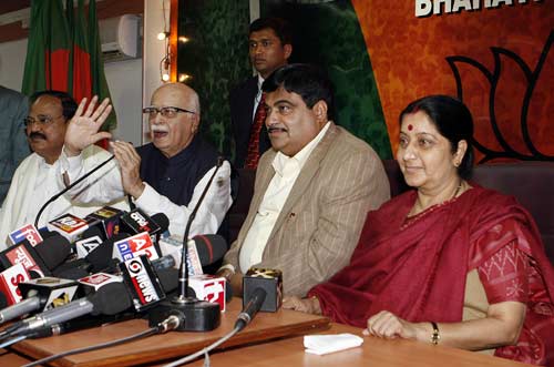 मीडिया से रू-ब-रू हुए बीजेपी अध्‍यक्ष