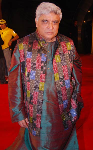 म्‍यूजिक अवार्ड समारोह में जुटे सितारे