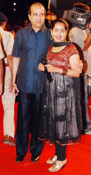 म्‍यूजिक अवार्ड समारोह में जुटे सितारे