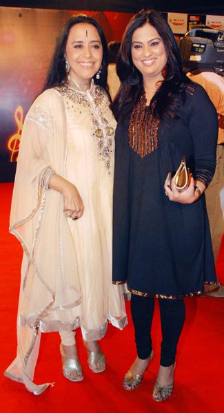 म्‍यूजिक अवार्ड समारोह में जुटे सितारे