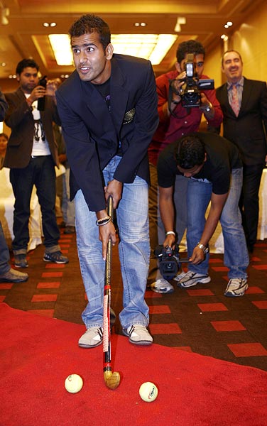 हॉकी के दिल को धड़काने की कवायद