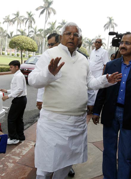 हंगामेदार बजट सत्र की हुई शुरूआत