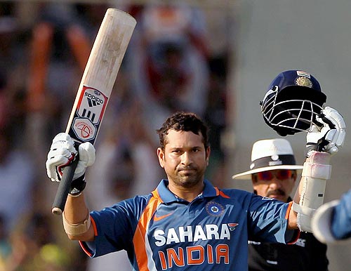 वनडे क्रिकेट में पहला दोहरा शतक सचिन के नाम