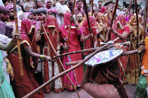 होली की मस्‍ती में सराबोर हुए देशवासी