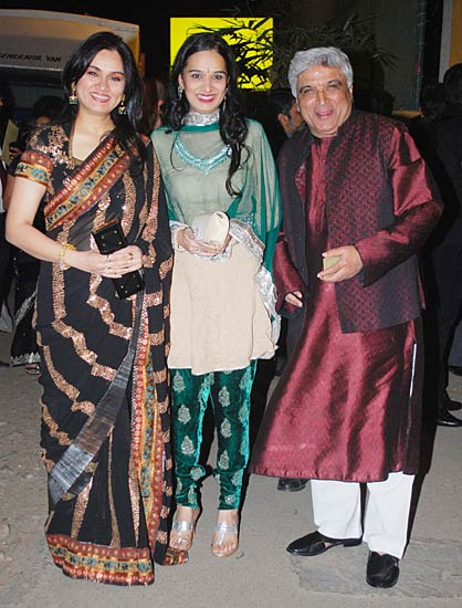 'फिल्‍म फेयर अवार्ड-2010' में लगा सितारों का जमघट